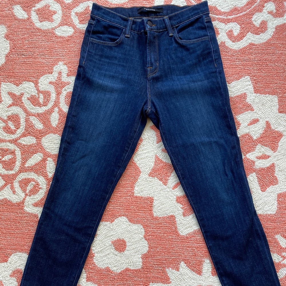 J Brand Alana High rise crop skinny jean.  Size 26